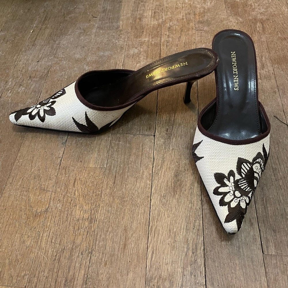 Embroidered Mules - Picture 3 of 3